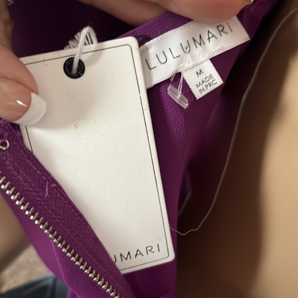 Lulumari WIRED RUFFLE OFF SHOULDER TOP - Picture 7 of 10